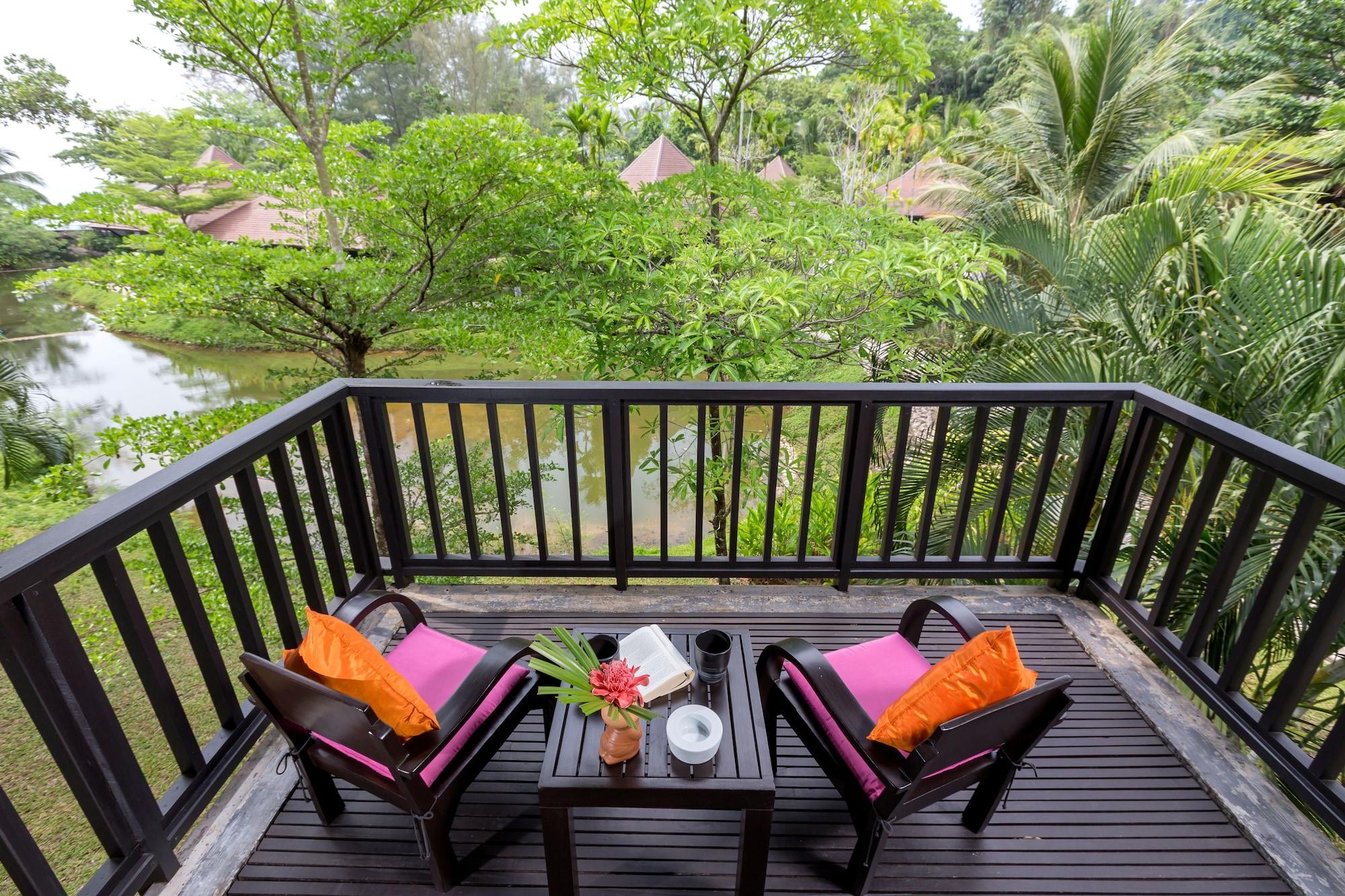 Khaolak Wanaburee Resort - Sha Extra Plus Khao Lak Exterior foto