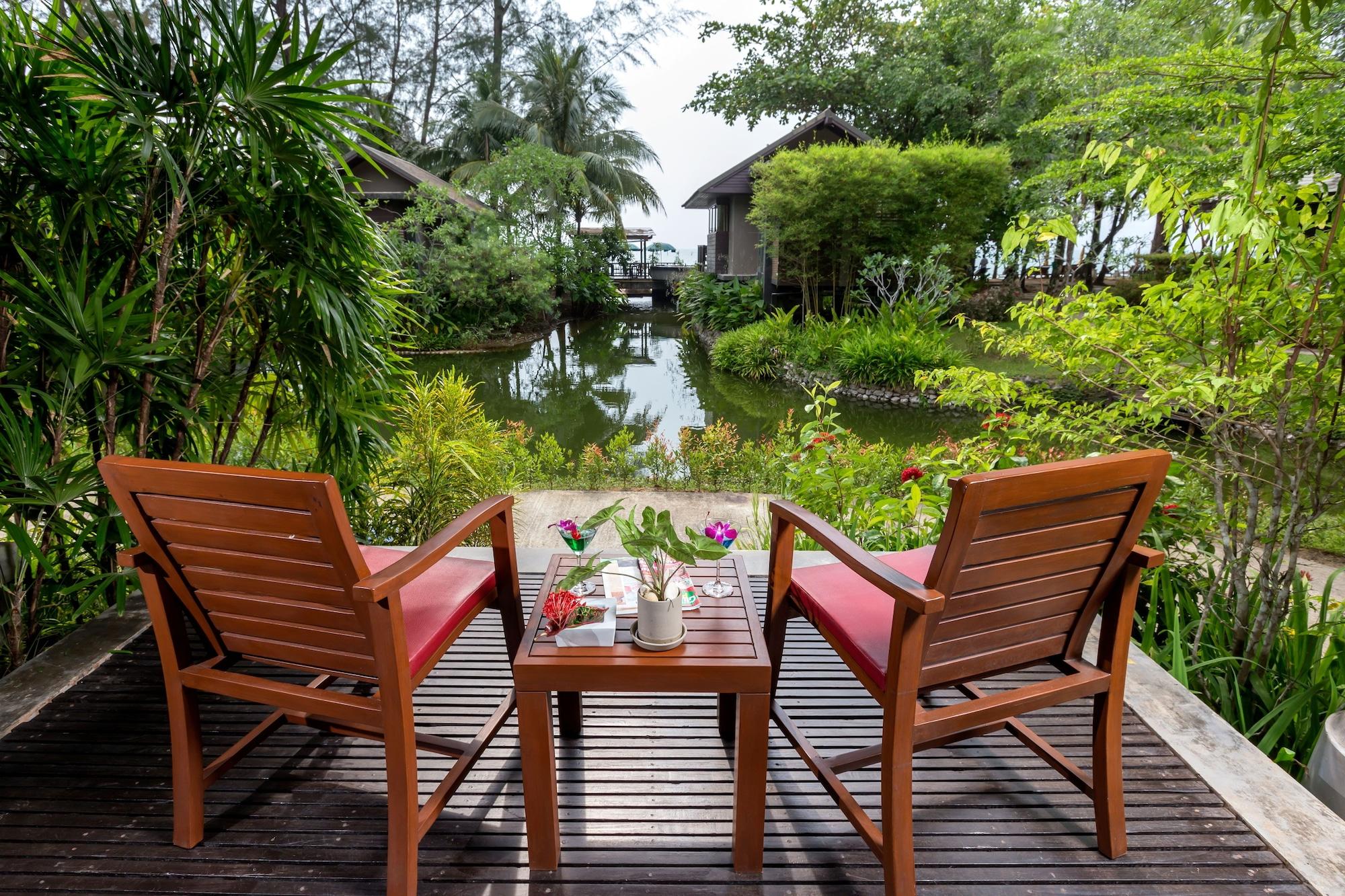 Khaolak Wanaburee Resort - Sha Extra Plus Khao Lak Exterior foto
