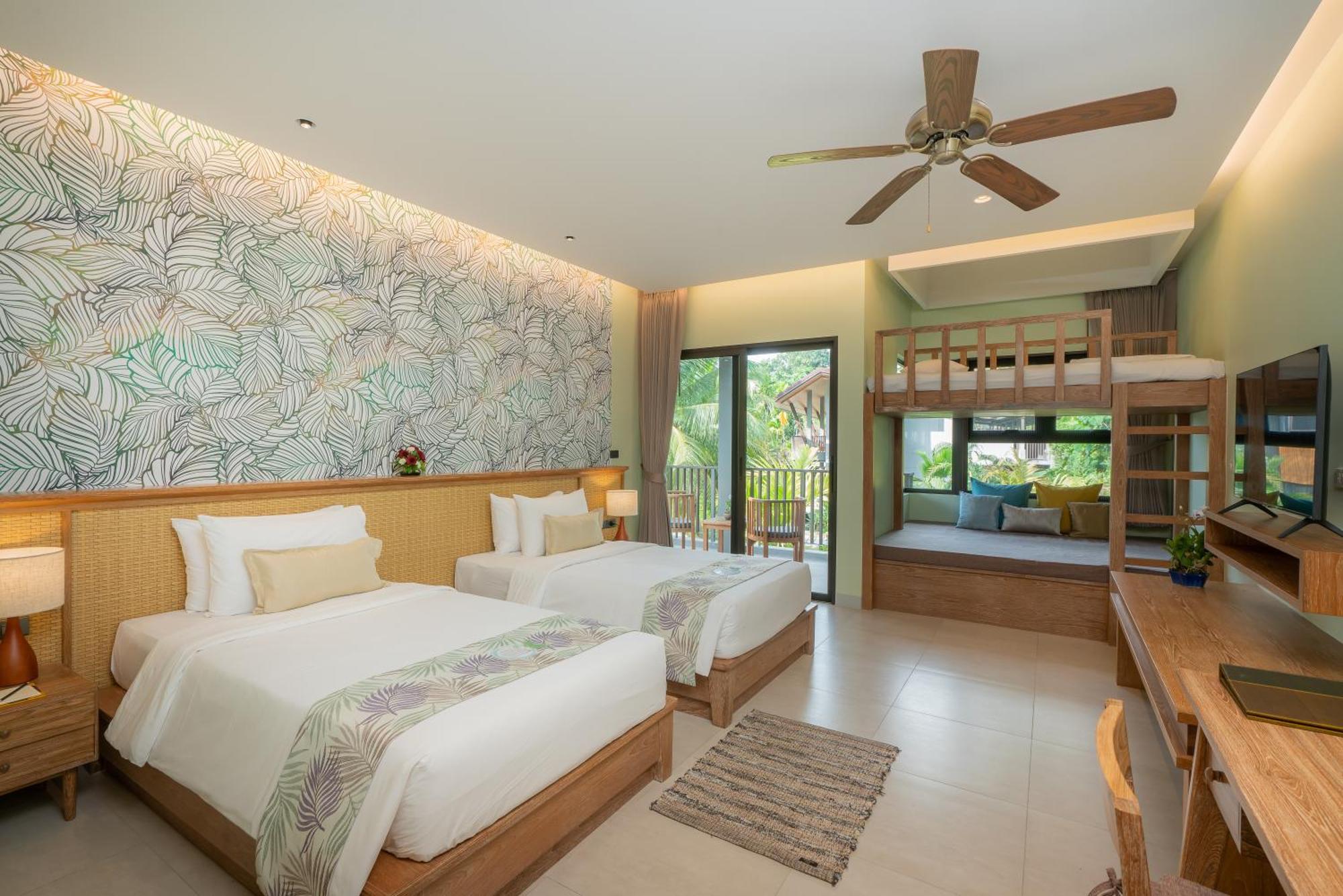 Khaolak Wanaburee Resort - Sha Extra Plus Khao Lak Habitación foto