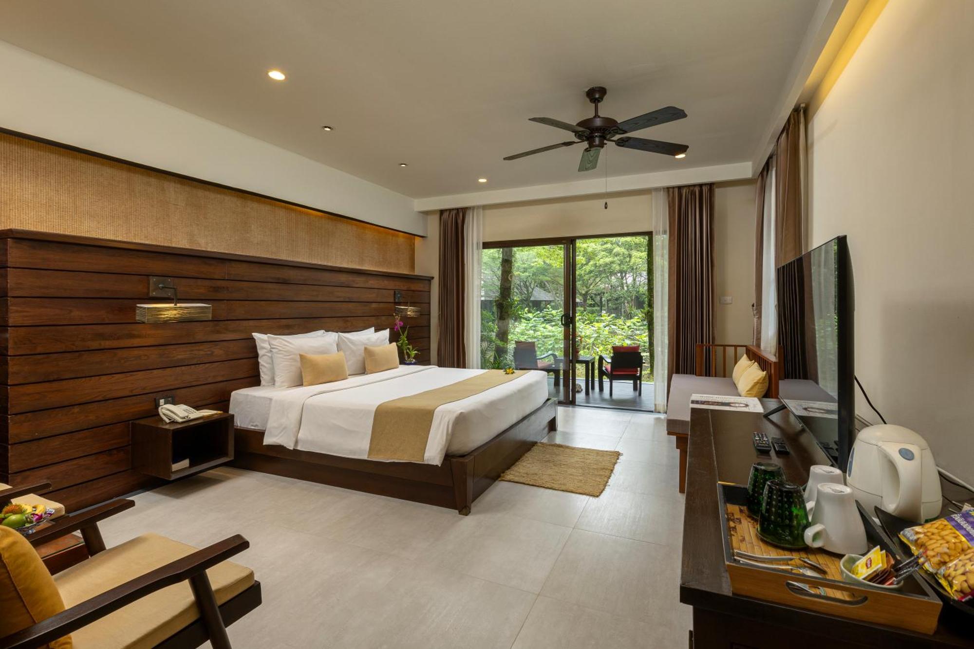 Khaolak Wanaburee Resort - Sha Extra Plus Khao Lak Exterior foto
