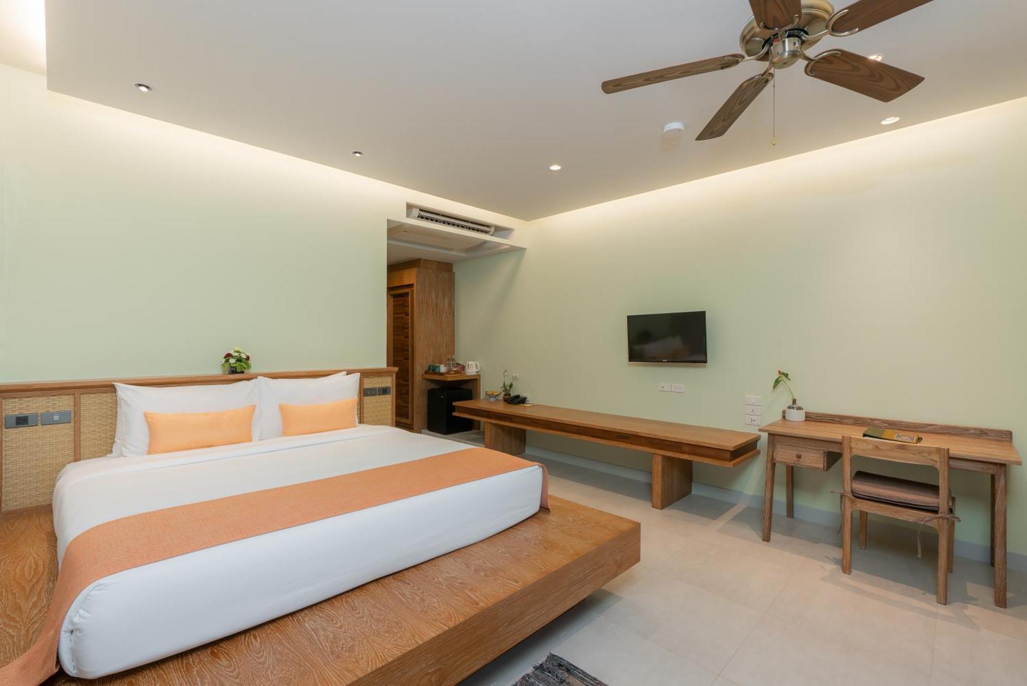 Khaolak Wanaburee Resort - Sha Extra Plus Khao Lak Exterior foto