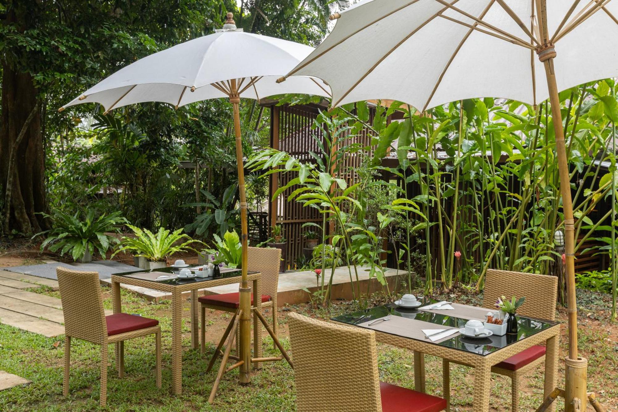 Khaolak Wanaburee Resort - Sha Extra Plus Khao Lak Exterior foto